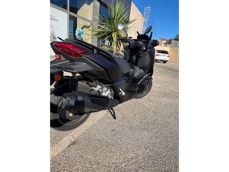 YAMAHA X-MAX 125 TECH MAX