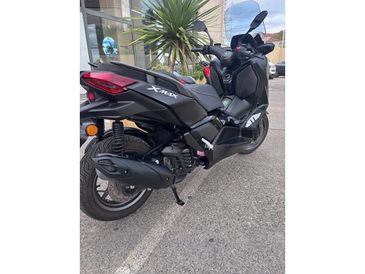 YAMAHA X-MAX 125 TECH MAX