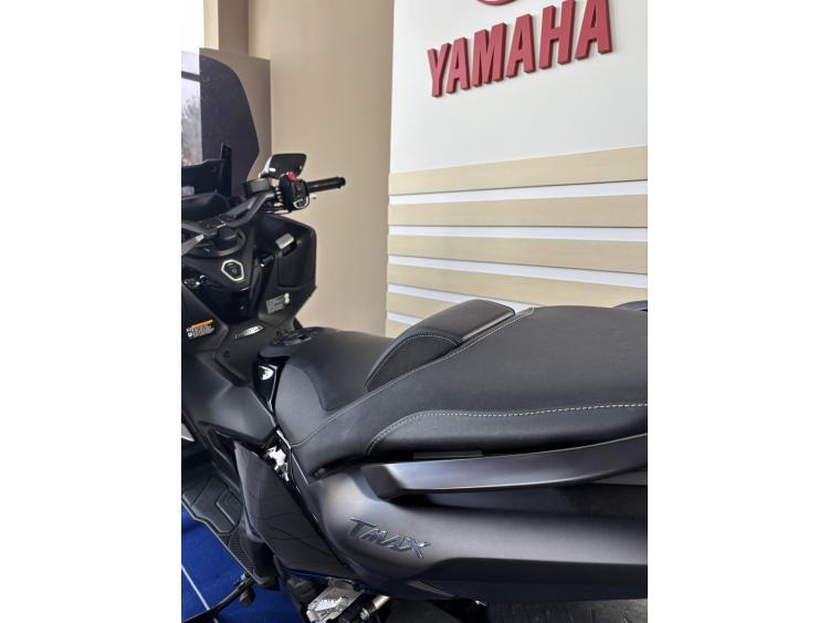 YAMAHA XP T-MAX 560 TECH MAX