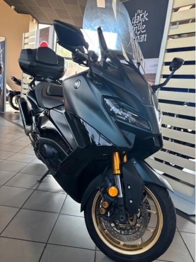YAMAHA XP T-MAX 560 TECH MAX
