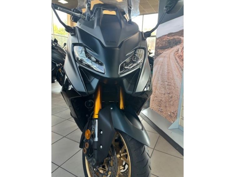 YAMAHA XP T-MAX 560 TECH MAX